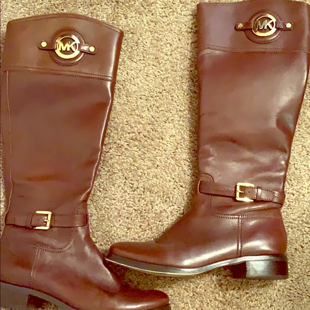 MK boots